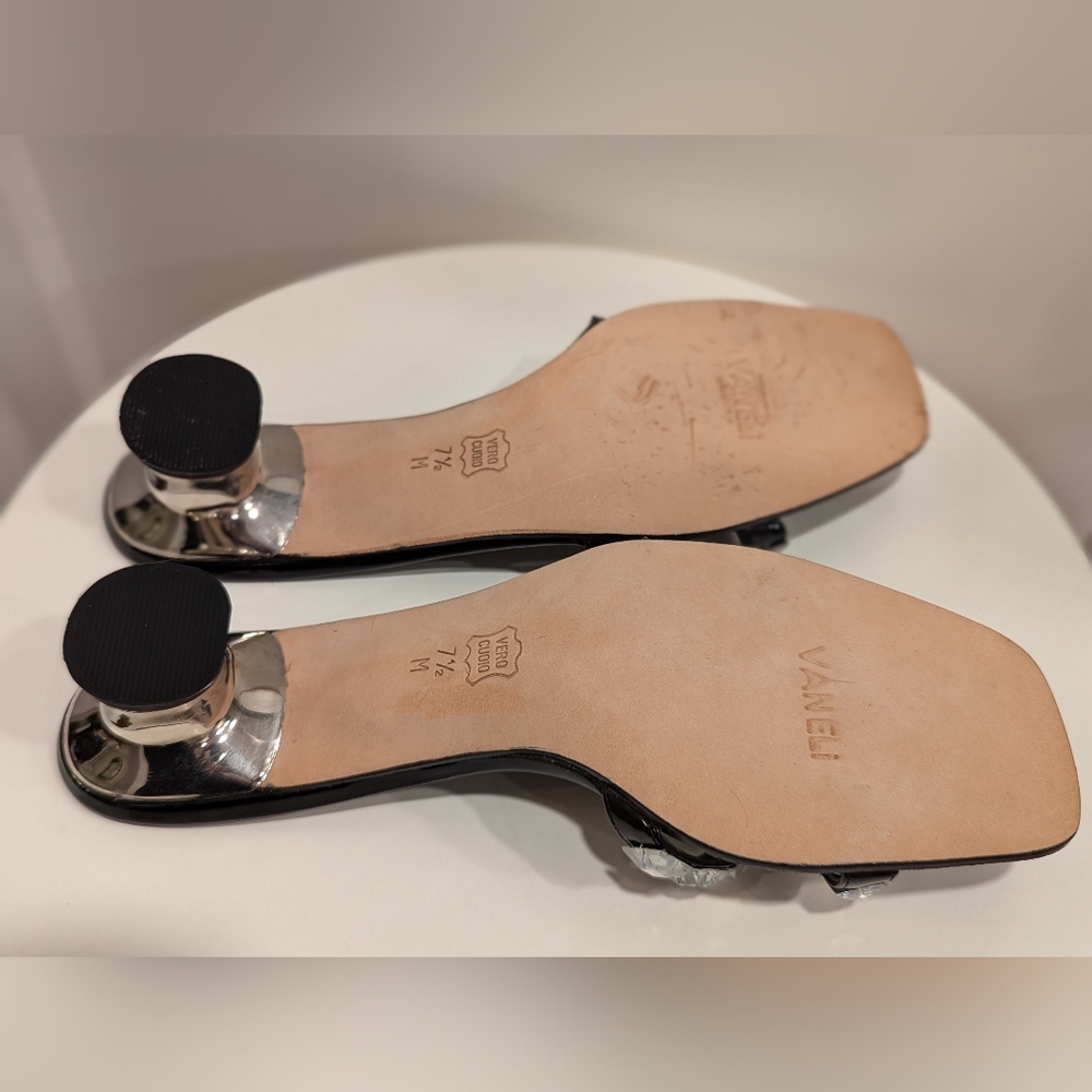 Vaneli sandals size 7.5 like new - Picture 6 of 7
